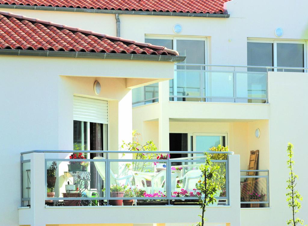 Domitys Le Clos De La Seigneurie Aparthotel Les Gonds Exterior foto